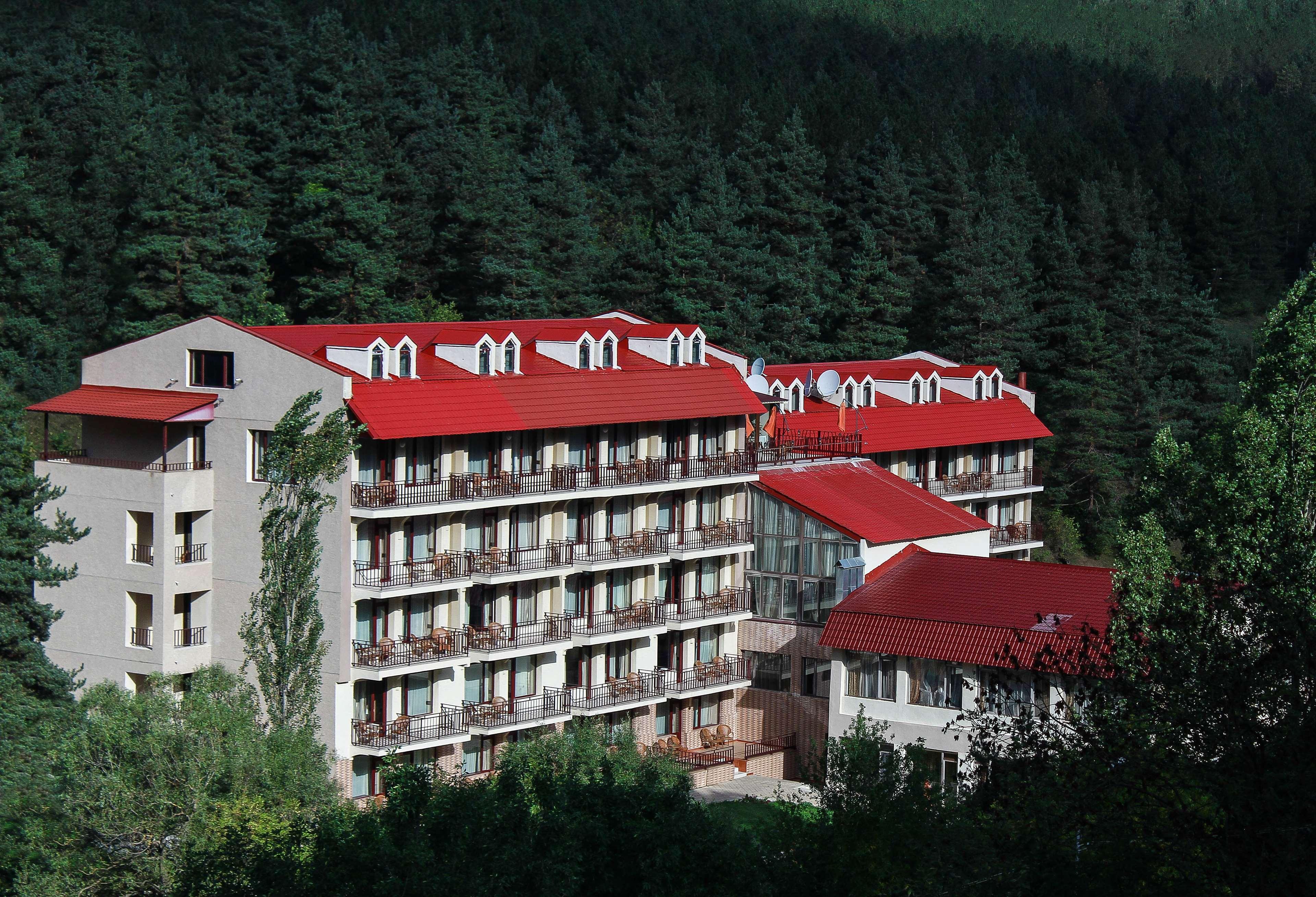 Best Western Plus Paradise Hotel Dilijan Exterior foto